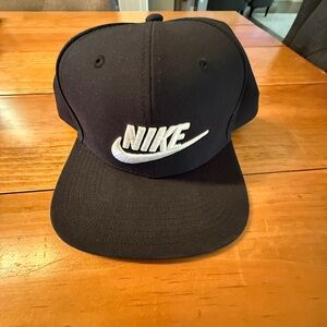 Nike Black Hat